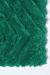 Homescapes Super Absorbent Ikat Pattern Bath Mat in Emerald - thumbnail 2