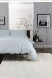 The Lyndon Company Luxury 100% Cotton 200 Thread Count Duvet Cover Set in Pale Green - Size: Single