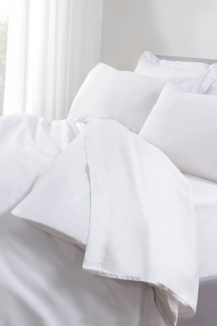The Linen Consultancy 'TLC 5 Star Hotel Concept' 500TC Cotton Sateen Flat Sheet in White - Size: Double Flat - image 1