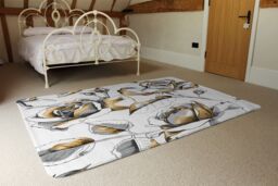 Benjamin Tate Design Golden Roses Designer Rug in Natural - Size: Large - thumbnail 3