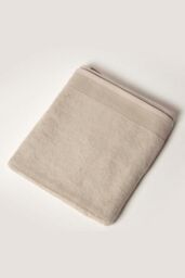 Homescapes Combed Egyptian Cotton Towel 700 GSM in Taupe - thumbnail 4