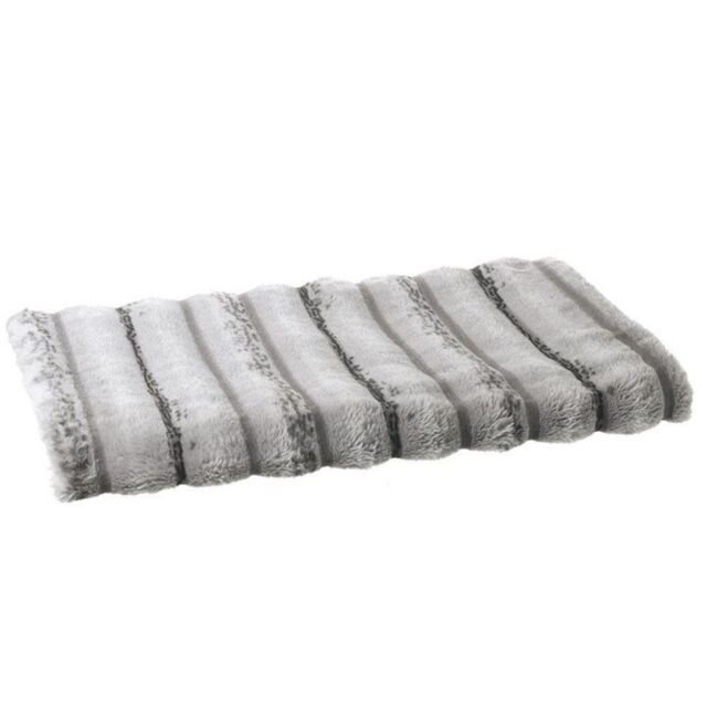 Garden Greatness Grey Faux Fur Winter Throw - Soft Plush Blanket - Size: 1 Pack