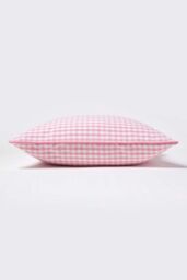 Homescapes Cotton Gingham Check Cushion Cover in Pink - Size: 60 cm x 60 cm - thumbnail 3