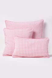 Homescapes Cotton Gingham Check Cushion Cover in Pink - Size: 60 cm x 60 cm - thumbnail 5