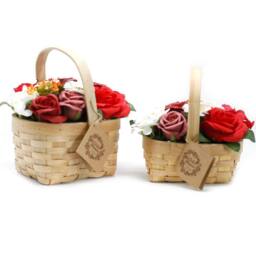 Serenityy Medium Red Soap Flower Bouquet in Wicker Basket - thumbnail 3