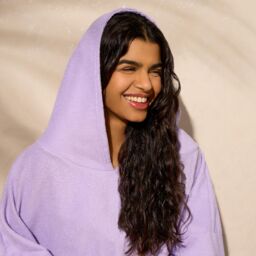 OHS Women's Poncho Oversized Hooded Towel Bath Beach Robe in Purple - thumbnail 3