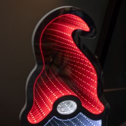 Samuel Alexander 40cm LED Infinity Christmas Gonk Light Decoration with Red Hat & Metal Stand - thumbnail 5