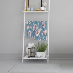 Benjamin Tate Design Pink Flowers On Blue Soft Bath Towel - thumbnail 2