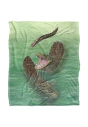 JQ Licensing Royce Mcclure Swamp Alligators Silky Touch Super Soft Throw Blanket 152 X 127 cm in White - thumbnail 1