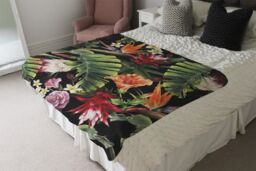 Benjamin Tate Design Tropical Flowers & Plant Leaves Blanket in Natural - Size: 120 cm x 150 cm - thumbnail 3