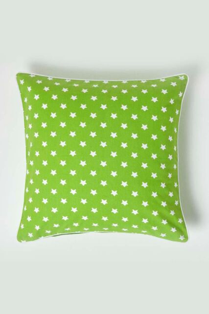 Homescapes Cotton Stars Cushion Cover in Green - Size: 30 cm x 50 cm - image 1