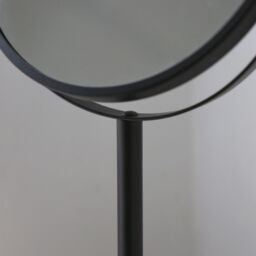 Harbour Housewares Metallic Pedestal Mirror - 18.5 x 34.5cm - Magnifying Makeup Mirror in Black - Size: 18.5 x 34.5 cm - thumbnail 6