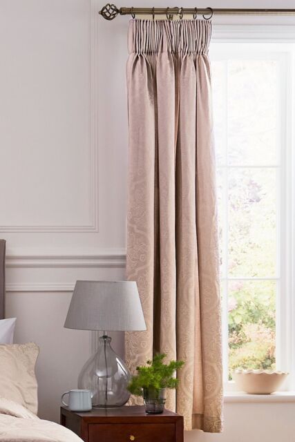 1951 'Reza' Jacquard Lined Curtains in Pink - Size: 167 cm width x 183 cm drop - image 1