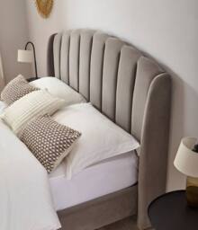 DS Living Siena Winged Grey Upholstered Bed Frame - Size: King - thumbnail 4