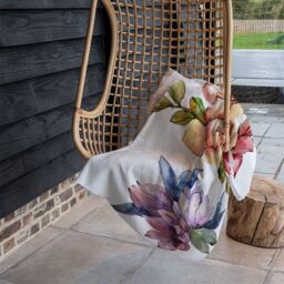 Benjamin Tate Design Rainbow Flowers Blanket in Natural - Size: 120 cm x 150 cm - thumbnail 4
