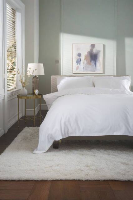 The Lyndon Company Kingston Soft Cotton Duvet Set in White - Size: Single - image 1
