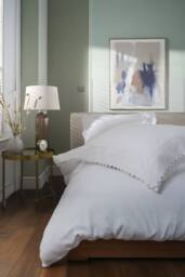 The Lyndon Company Kingston Soft Cotton Duvet Set in White - Size: Single - thumbnail 4