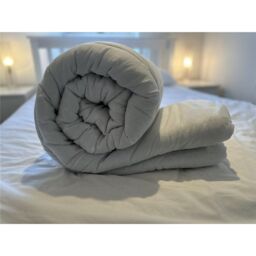 Clifton High Quality Hollowfibre Duvet - 15 Tog in White - Size: Double - thumbnail 2
