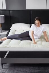 Ezysleep 10cm All Seasons Mattress Topper in White - Size: King - thumbnail 5