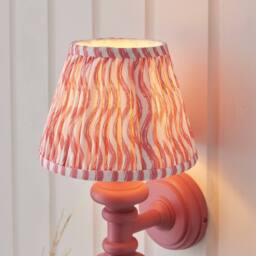 Netlighting Carnaby Pink Wall Light Pink Fabric Ripple Shade 20cm B22 - thumbnail 4