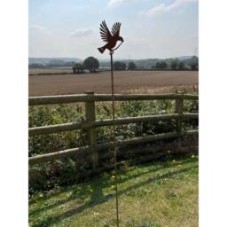 Poppyforge Flying Robin on 4 Feet Pole (Pack of 3) - W15 x H137 cm in Bronze - thumbnail 3