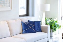 New Edge Blinds Fractal Cushion Cover in Blue - Size: 43 cm x 43 cm - thumbnail 2