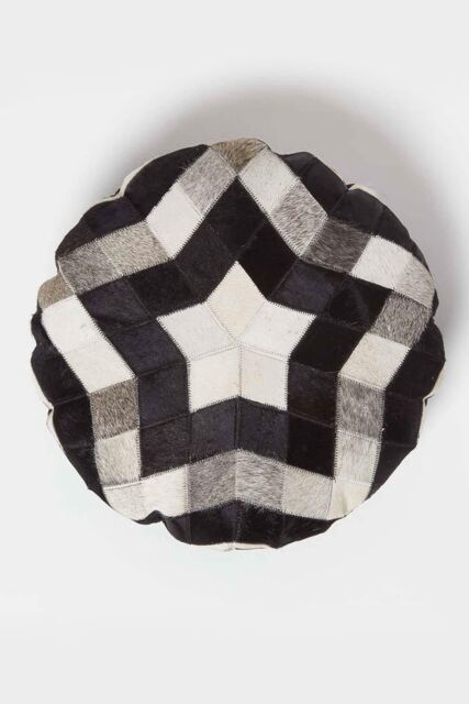 Homescapes Geometric Star Round Leather Cushion 40 cm in Brown - Size: 40 cm x 40 cm - image 1