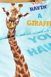 Catherine Lansfield 'Havin A Giraffe' Reversible Duvet Cover Set in Aqua - Size: King - thumbnail 5