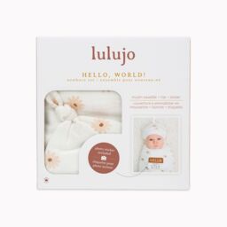 Lulujo Bamboo Hat & Swaddle Blanket Gift Set-Daisies - thumbnail 1