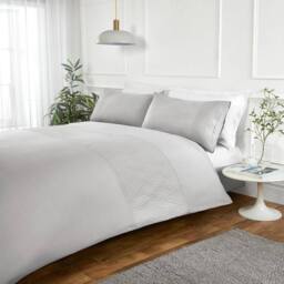 Rapport Home Nova Pinsonic Polyester Luxury Duvet Cover Set with Pillowcase in Grey - Size: King