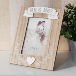 "Love story Photo Frame Mr & Mrs 4"" x 6"" in Light Beige" - thumbnail 2