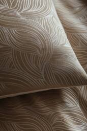 Laurence Llewelyn-Bowen 'Venus Grace' Jacquard Duvet Cover Set in Natural - Size: Double - thumbnail 3