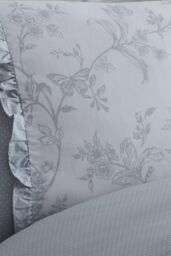 Dreams & Drapes 'Kristen' Frill Detail Duvet Cover Set in Grey - Size: Double - thumbnail 3