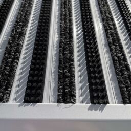 Nicoman Aluminium Barrier Dirt-Trapper Door Mat Carpet Brush 60cm x 40cm in Grey - Size: 40 cm x 60 cm - thumbnail 3