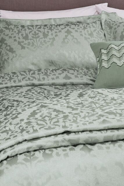 1951 'Kadir' Jacquard Throw in Green - image 1