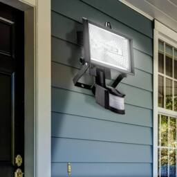 BARGAINS-GALORE 150w Security Flood Light With Sensor Outdoor Halogen Light Pir Motion in Black - thumbnail 2