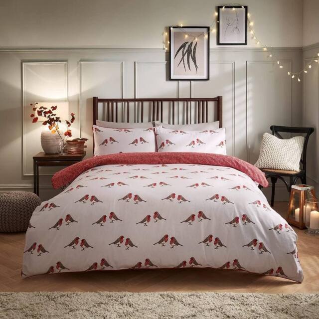Smart Living Robin Brushed Cotton With Piping Flannelette Duvet Cover & Pillowcases in Red - Size: King