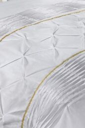HomeSpace Direct Eleanor Embellished Pintuck Glitter Detail Duvet Cover Set in White - Size: Super King - thumbnail 2