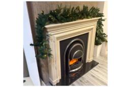 Outdoor Living 270cm Premium Mixed branch Pre-lit Green Christmas Garland - Size: 270 cm x 35 cm - thumbnail 2