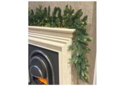 Outdoor Living 270cm Premium Mixed branch Pre-lit Green Christmas Garland - Size: 270 cm x 35 cm - thumbnail 3