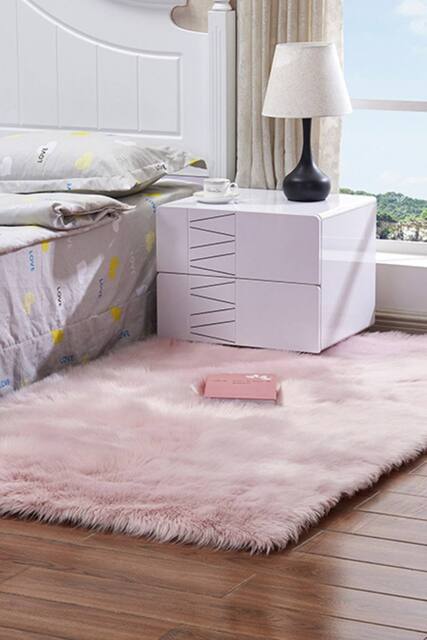 Living and Home 60Cm x 90Cm Handmade Shag Pink Rug - Size: 60 cm x 90 cm - image 1