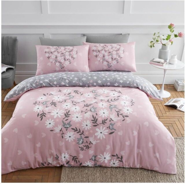GAVENO CAVAILIA Ditsy Hearts Printed Duvet Cover in Pink - Size: Double