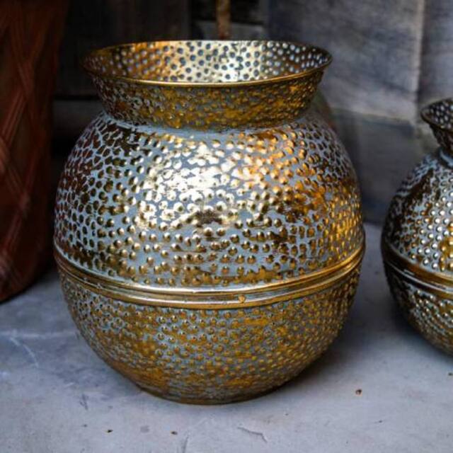 Madison & Mayfair Large Antique Gold Rounded Vase - image 1