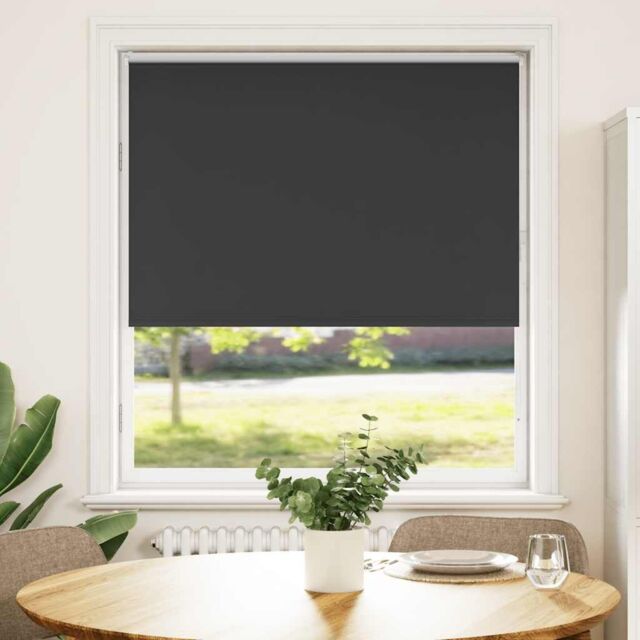 Berkfield Home Roller Blind Blackout Black 115x150 cm Fabric Width 110.7 cm Polyester - image 1