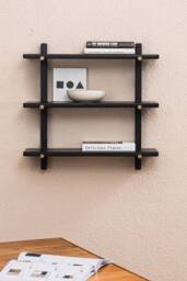 MH London Wall Mounted Shelf, 3-Tier Floating Shelves, Display Shelf in Solid Wood - Oliver in Black - thumbnail 3