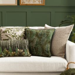 Wylder Nature Kielder Forest Sherwood Chenille Piped Cushion - Size: 43 cm x 43 cm - thumbnail 6