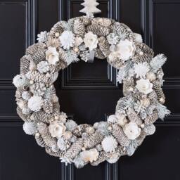 Dibor 50cm Giant Morning Frost Xmas Decor Front Door Wreath Christmas Wreath in Red - thumbnail 2