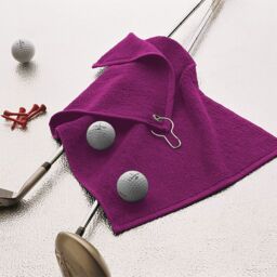 Towel City Luxury Range 550 GSM - Sports Golf Towel (30 X 50 CM) in Fuchsia - Size: 30 X 50 CM - thumbnail 2