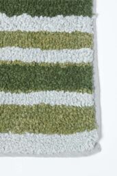 Homescapes Green Stripe Cotton Bath Mat - thumbnail 2