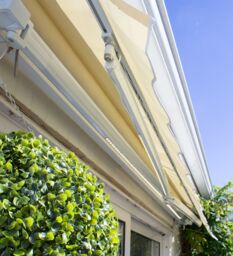 Primrose Awnings Colour Changing RGB LED Light Kit for 2m Projection Patio Awnings - thumbnail 6